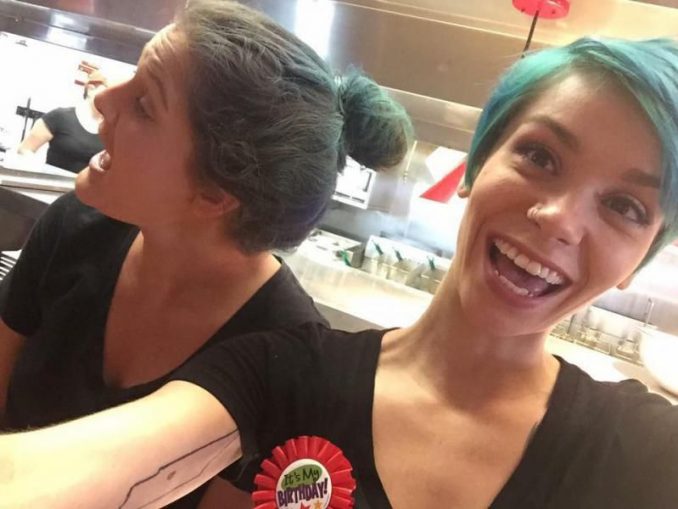 Diner Looks At Ashley Chiarizzio's Appearance & Demands New Waitress