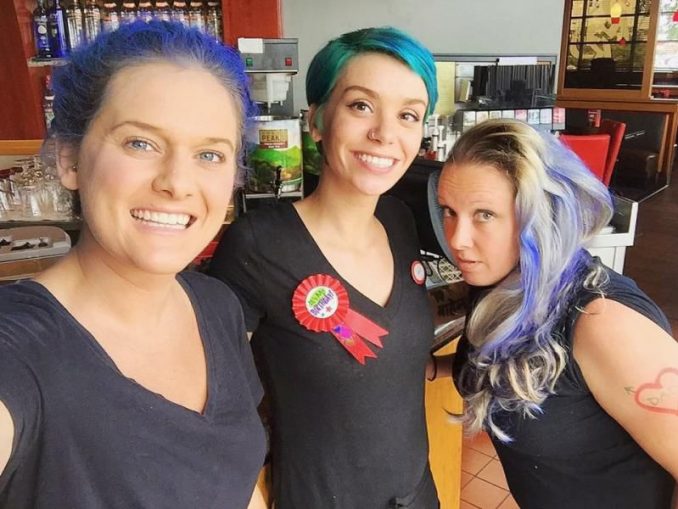 Diner Looks At Ashley Chiarizzio's Appearance & Demands New Waitress