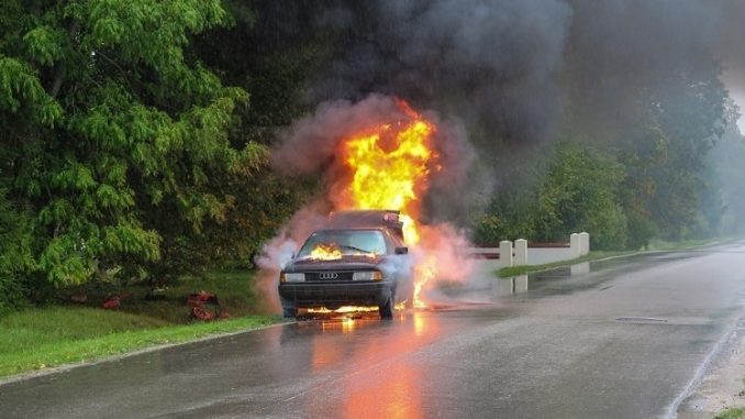 car-accident-2789841_960_720
