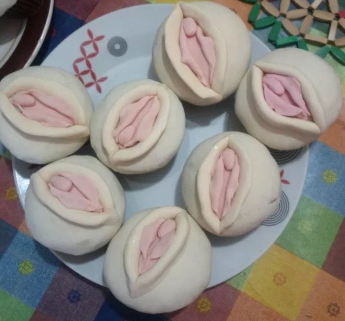 Here Are The Vagina Cookies One Mom Brought To A 2nd Grade Class