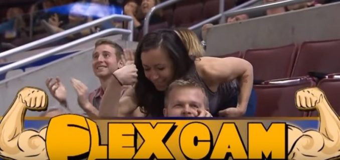 Flex Cam: Guy Flexes Muscles In Front Of Woman, Gets Humiliated