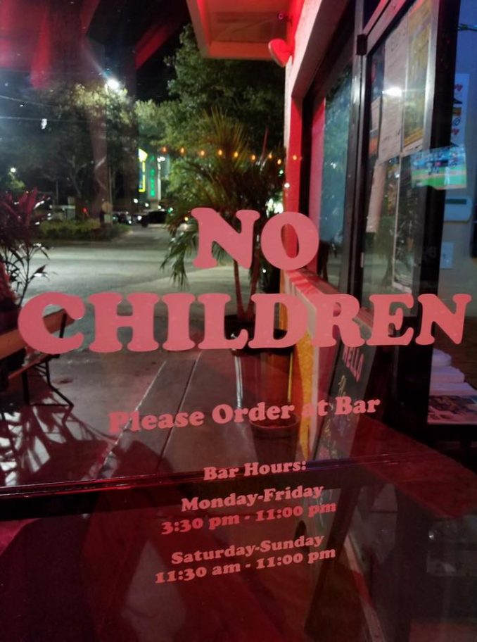 Hampton Station Pizza Shop's Sign About Children Leaves Parents Furious