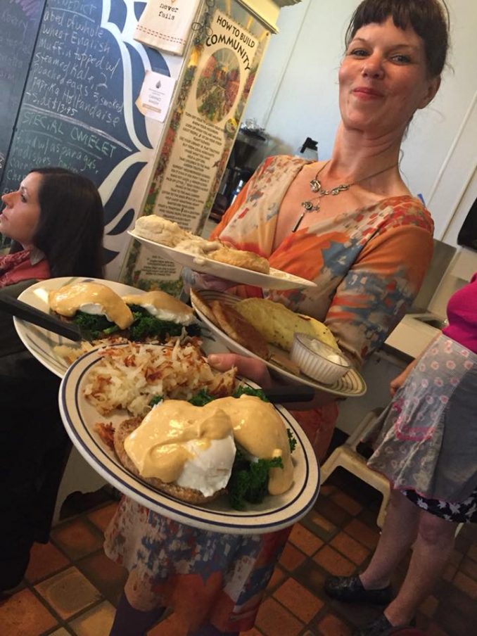 Mary’s Gourmet Diner Adds Extra Item To Receipt After Customer “Prays In Public”