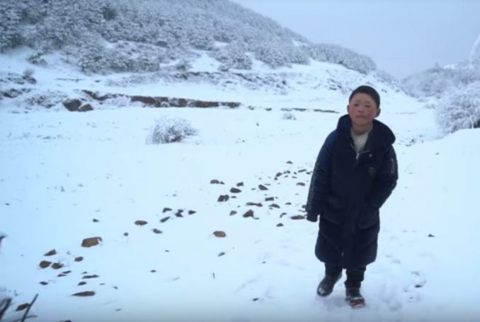 Wang Fuman Arrives At School With Frozen Head, Teacher Looks Closer
