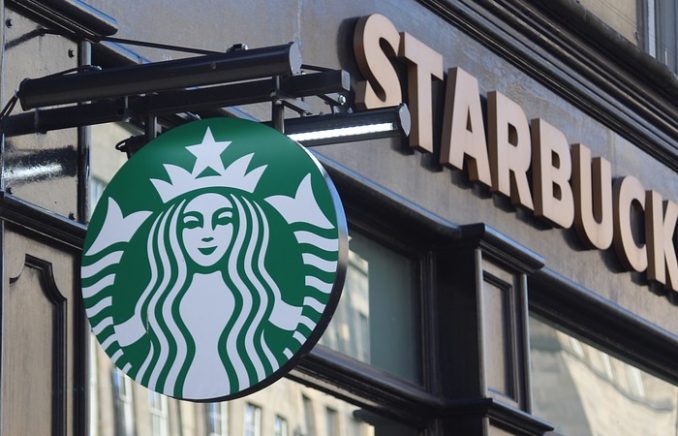 Niquel Johnson Muslim Customer Sees Islamophobic Insult On Starbucks Cup Demands Compensation