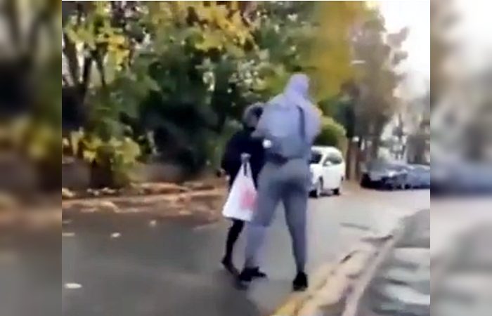 Video Captures Moment Heroic Woman Confronts Man Abducting Girl   SiobhainMcDonaghchildlondonabductrapesuspect 